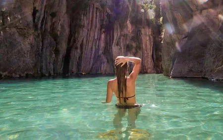 Hiking in Montanejos and swim in Thermal Springs - OFFICIAL GUIDE