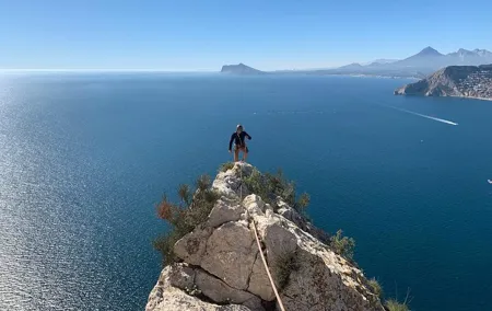 Hiking Peñon de Ifach in Calpe and visit Altea - OFFICIAL GUIDE