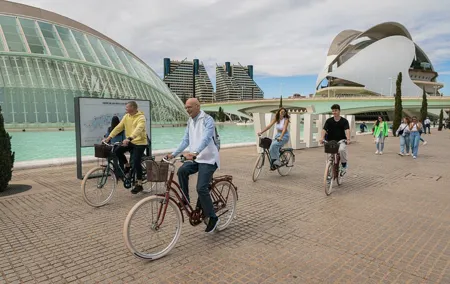 Valencia Bike Tour: Top Sights and City of Arts & Sciences