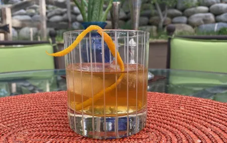 Traveling Spoon Private Online Mixology or Cocktail Making Class