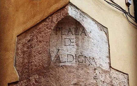 The Secret Valencia: Mysteries, Legends and Curiosities