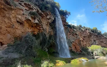 Sightseeing Tour in Port Saplaya, Sant Josep, and Waterfalls