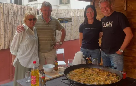 Experience the Art of Authentic Valencian Paella