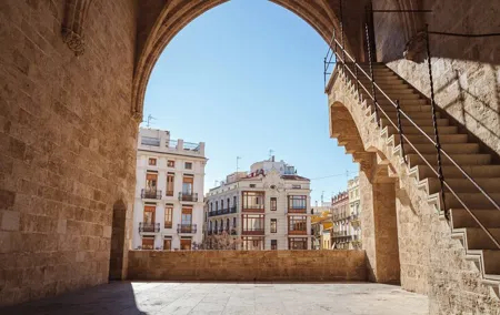 A day in the life of Valencia - Private tour with a local