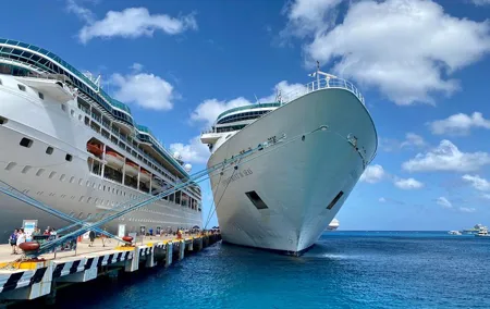 Private Valencia Transfer: Central Valencia to Cruise Port or Valencia Airport