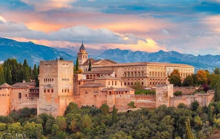 Tickets : Alhambra and Nasrid Palaces Granada Last-Minute