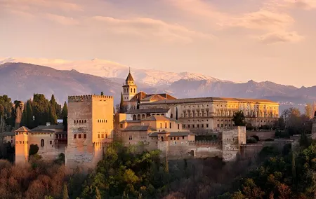 Alhambra, Nasrid Palaces & Generalife Reserved Access Tour
