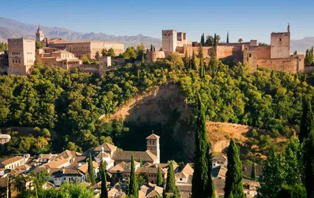For Cruise Passengers ONLY: Granada and Alhambra from Malaga Port