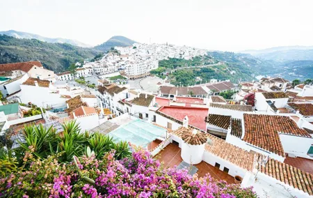 Skip the line Nerja & Frijiliana Day Trip from Granada in a small group