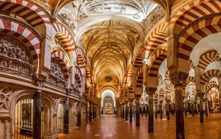 Granada Private Transfer to Seville & a Visit to Cordoba/Mosque