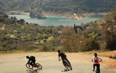 Granada: Nature, Wildlife and Authentic Villages E-bike Tour