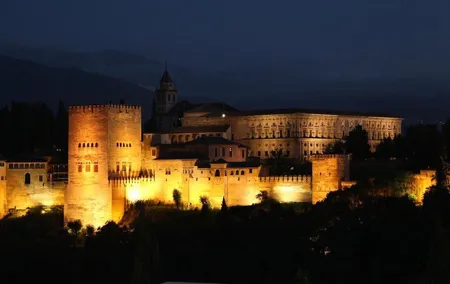 Granada Alhambra Private Night Tour Includes Tickets