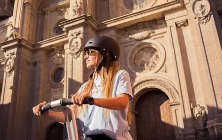 Granada: 3-hour Historical Tour by Segway