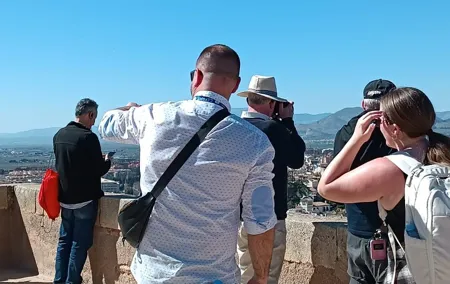 Official Guide to visit Alhambra (tickets NOT included)