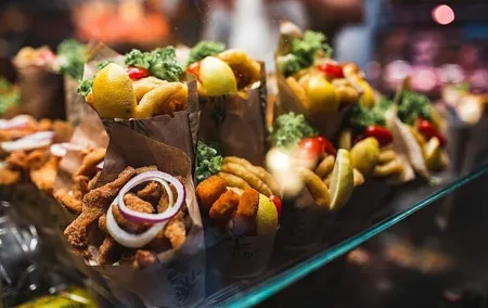 True Taste of Granada Old Town & Albaicin Tapas Tour