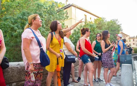 Guided tour Albaicín and Sacromonte