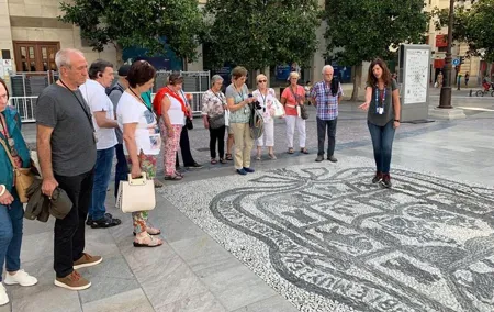 Private tour of central Granada. Total per group max 15 people