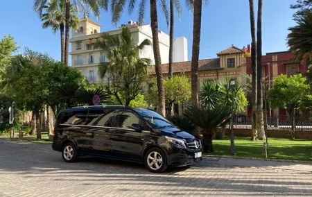 Private transportation from Granada (hotels) to Granada Airport (Grx)