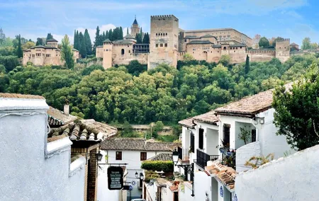 Granada Private Tour: The Unesco Heritage of Albaycin
