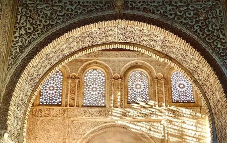 Alhambra Private Tour from Sierra Nevada: transport and skip-the-line-tickets