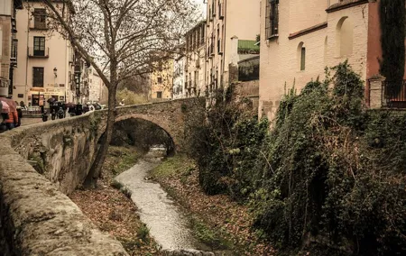 Guided tour Granada Unexplained