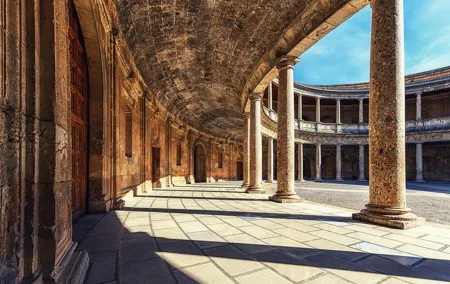 Private tour of Photography at best locations in Granada with a local