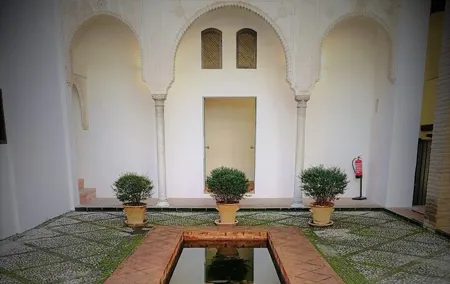Guided tour The Nasrid Life