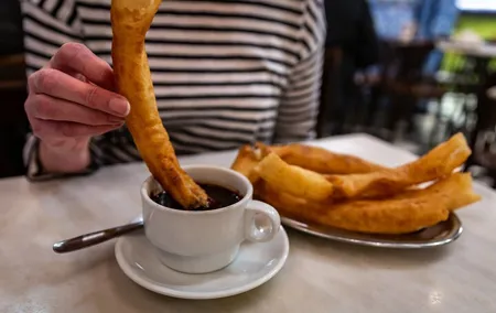 Seville Historical Centre Food Tour of 15+ Tasty Hidden Gems