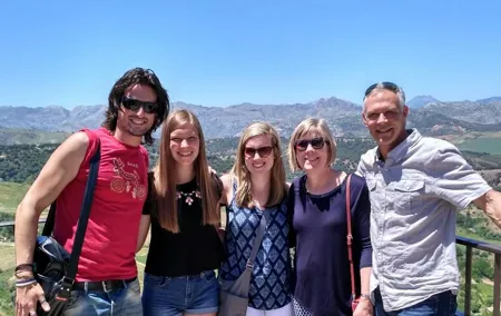 Granada Private Transfer to Seville with a Visit to Ronda
