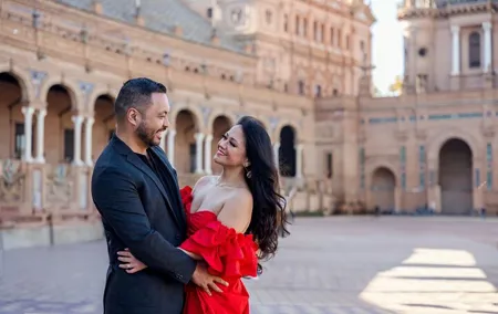 Make Seville unforgettable: Private Photoshoot at Plaza de España