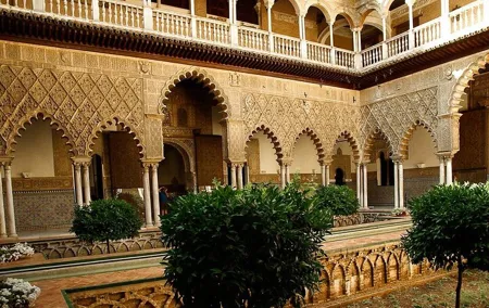 Visit to the Real Alcázar de Sevilla with Audio Guide