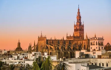 Full tour to Seville