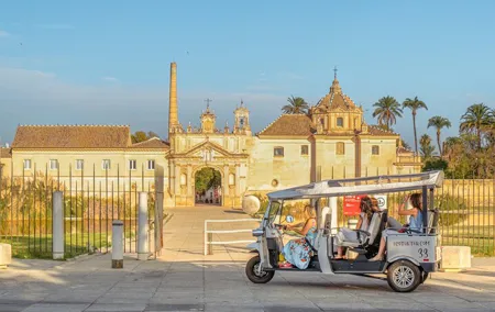 Expert Tour of Seville in Private Eco Tuk Tuk