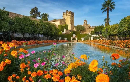 Explore Seville's Icons in Cathedral, Giralda, and Royal Alcázar