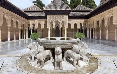 Private Granada Alhambra Tour from Seville