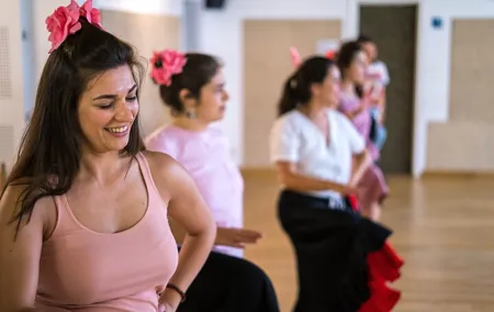 Learn Rumbas or Sevillanas in 90 minutes - Gift Flower