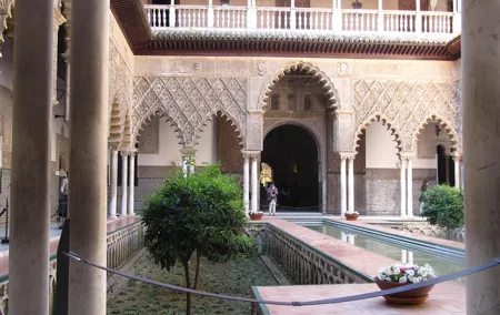 Seville Highlights: Private Family Guided Tour