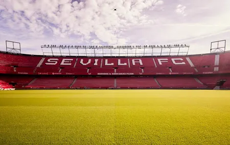Stadium Tour (SEVILLA FC)