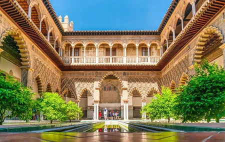 Seville Guided Tour: Cathedral, Giralda, and Royal Alcázar