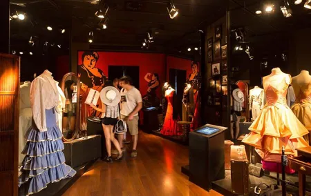 Skip the Line: Museo del Baile Flamenco Admission Ticket