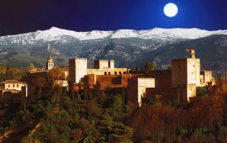Travel Seville to Granada with Entrance to the Private Alhambra