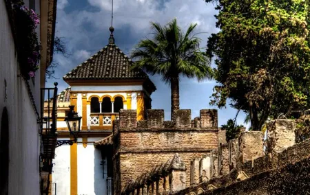 Seville Private Tour to Jewish Quarter and Plaza de Espana