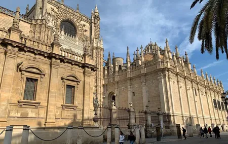 Walking Tour of Seville Cathedral with Guide