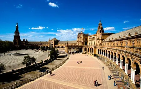 Seville Classical or Historical Morning Sightseeing Tour