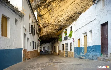 Private Tour Setenil, Ronda and Vetas Winery (from Seville)