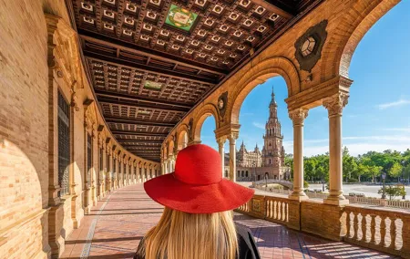 Sunrise Walking Tour in Seville Before the Crowds