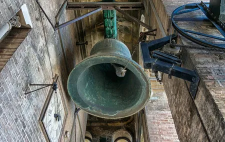 Private tour of Offbeat Seville with a local