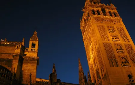 Seville Sunset Tour in Electric Bike