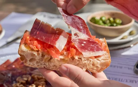 Traditional Spanish Breakfast Experience in Seville