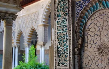 Alcázar of Seville private tour